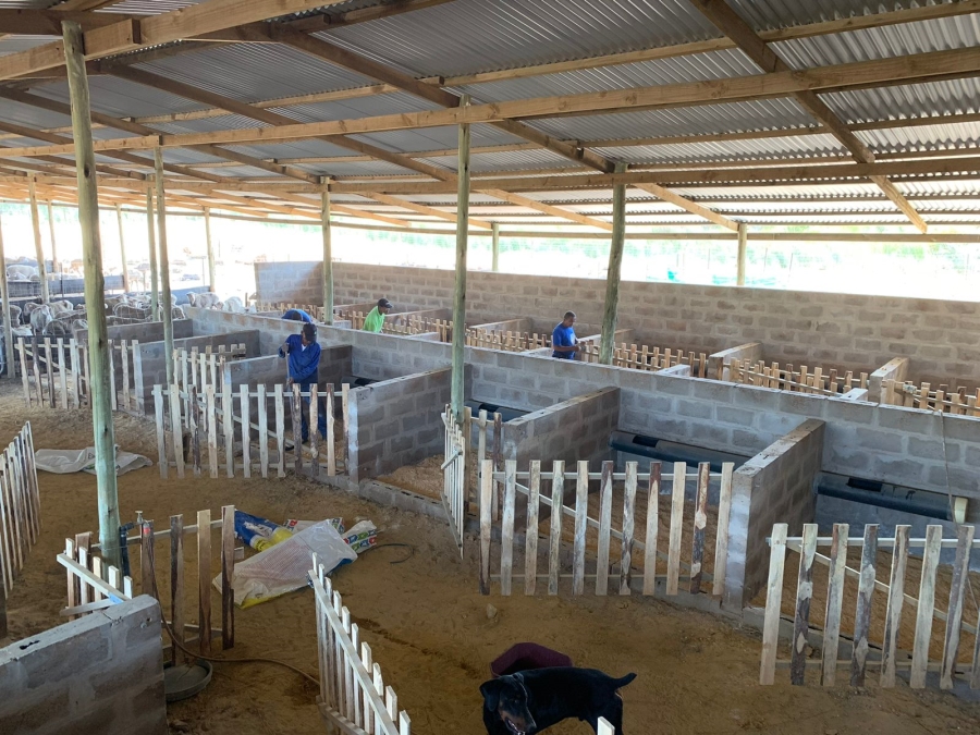 5 Bedroom Property for Sale in Stilbaai Oos Western Cape